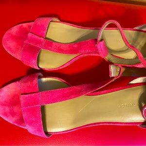 ANN TAYLOR HERL SANDALS IN PINK
